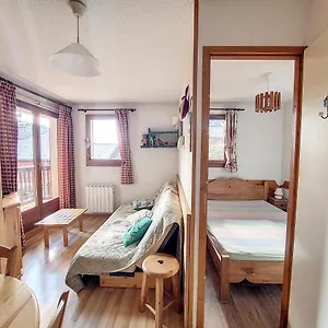 1 Avec Garage , Praz-sur-Arly France