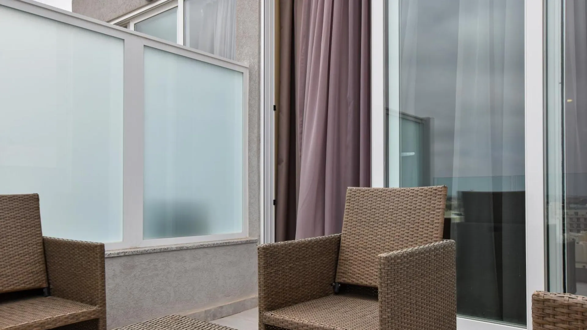 51Hh Apartments Gzira