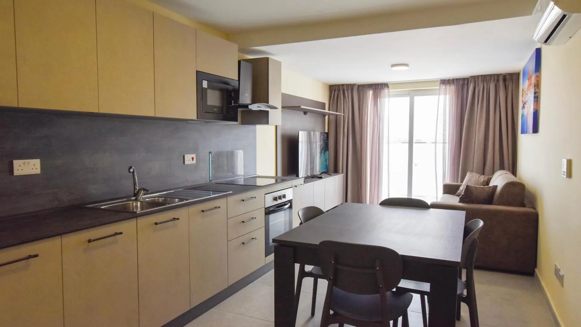 51Hh Apartments Gzira Malta